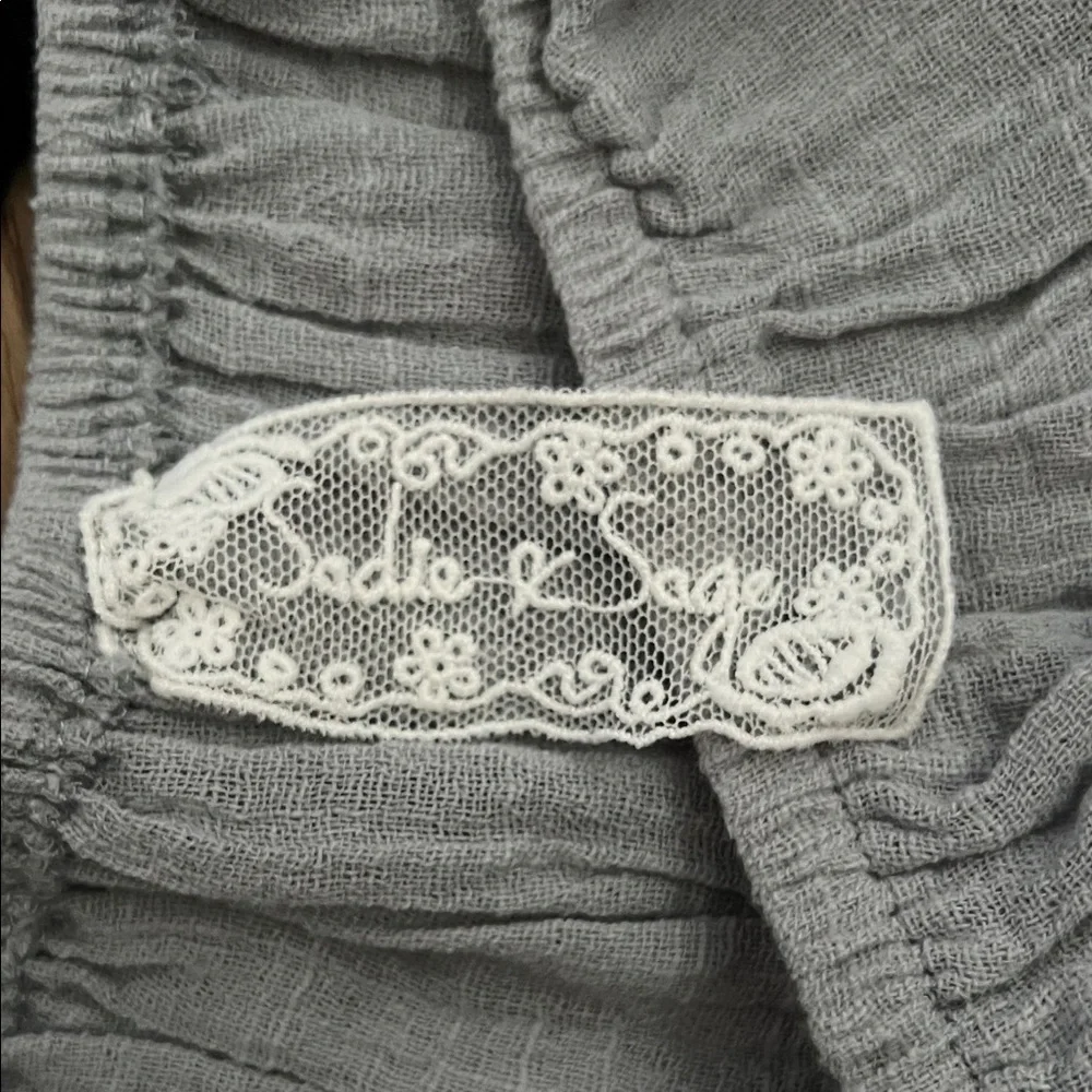 Sadie & Sage Gray Ruffled Crop Top - Picture 3 of 3